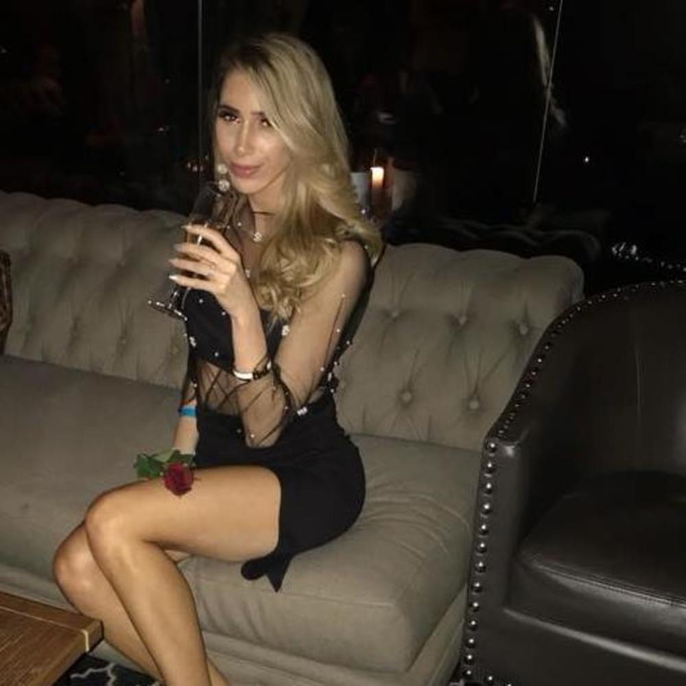 Meet your Posher, Sherry